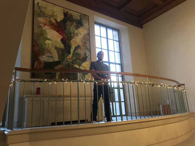 File:Mezzanine pose.jpg
